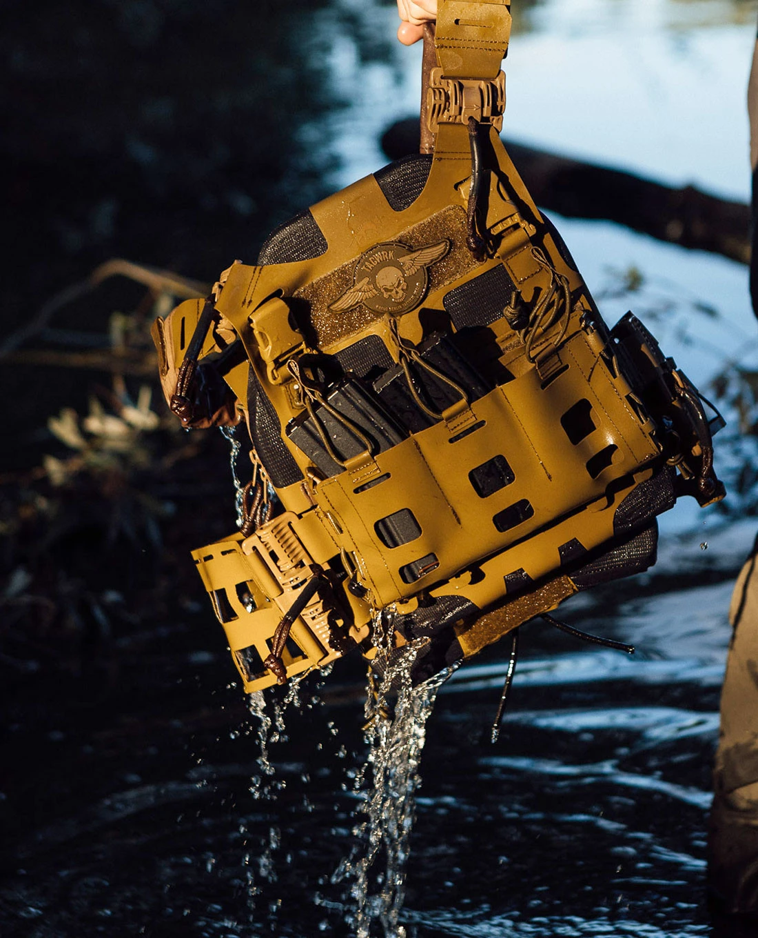 Tasmanian Tiger TT Carrier Mag Panel Anfibia Coyote Brown 8 Tasmanian Tiger TT Carrier Mag Panel Anfibia Coyote Brown – Bild 8