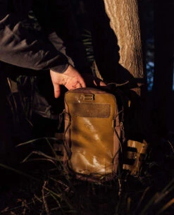 Tasmanian Tiger TT Tac Pouch 18 Anfibia Black Schwarz -Outdoor Ausrüstung Verkaufs-Shop tasmanian tiger tt tac pouch 18 anfibia black schwarz 7103040 7